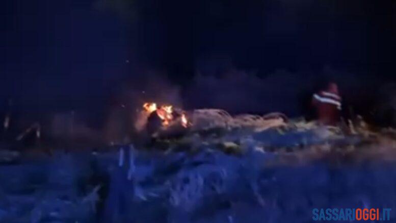 Notte di fuoco a Sorso, paura per un grosso incendio