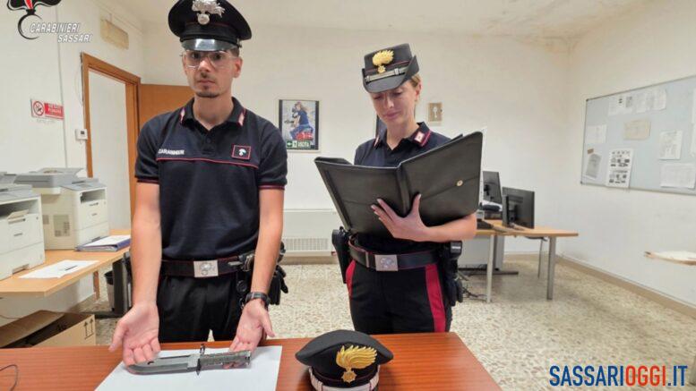 Scoperta con una baionetta prima dell’imbarco a Porto Torres