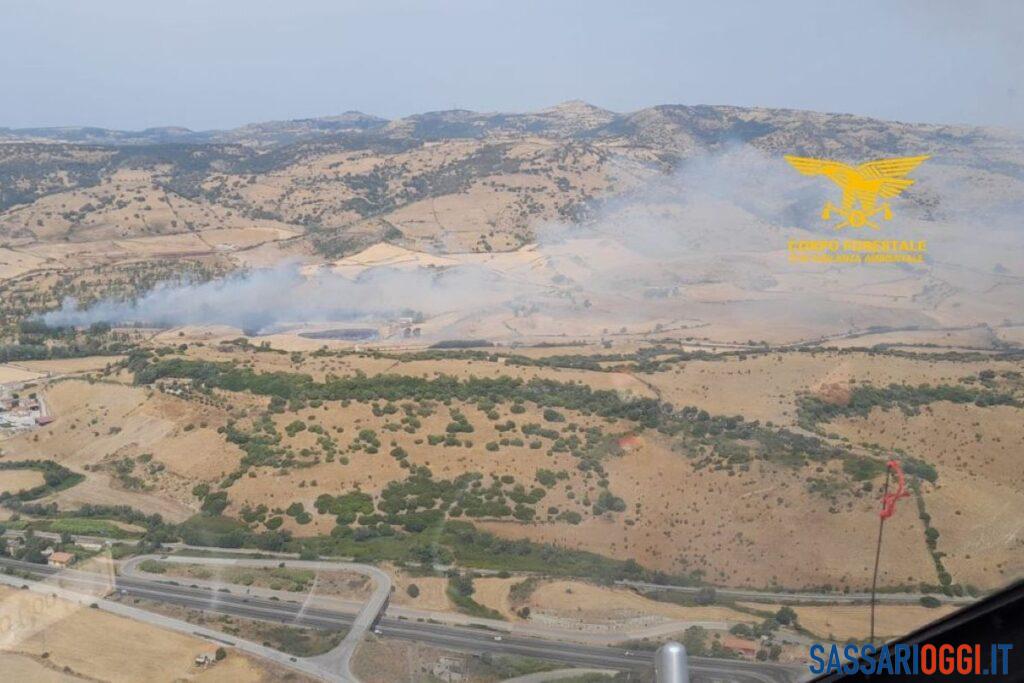 Incendi anche nel Sassarese, fuoco a Cargeghe e Pozzomaggiore