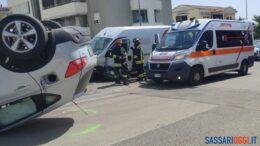 incidente sassari auto ribaltata