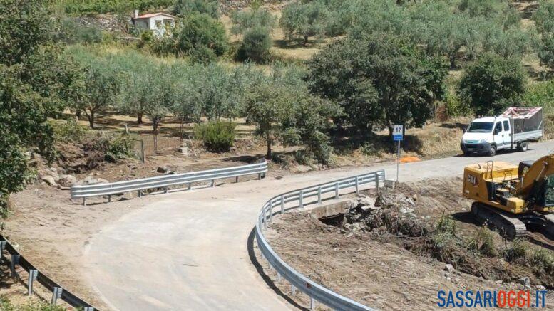 Detriti sulla strada per Bottidda, chiusa e riaperta la statale