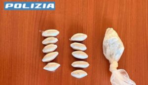Fermato sul monopattino ad Alghero, aveva l'eroina nel calzino