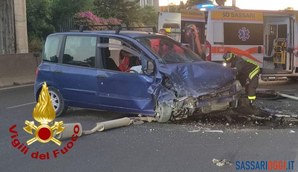 Incidente a Sassari, grave il conducente: è in prognosi riservata