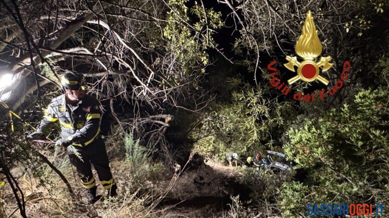 L'auto finisce nella scarpata a Sassari, morto Giovanni Orani