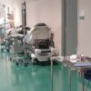 Pazienti in barella nei corridoi dell'ospedale a Sassari, la denuncia del Nursing Up