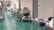 Pazienti in barella nei corridoi dell'ospedale a Sassari, la denuncia del Nursing Up