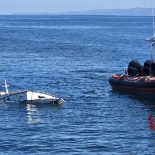 barca affondata porto torres