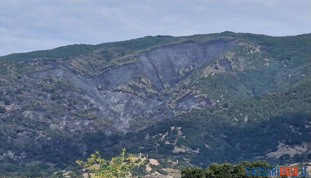 Dopo la devastazione dell’incendio a Bono arriva un’acquazzone