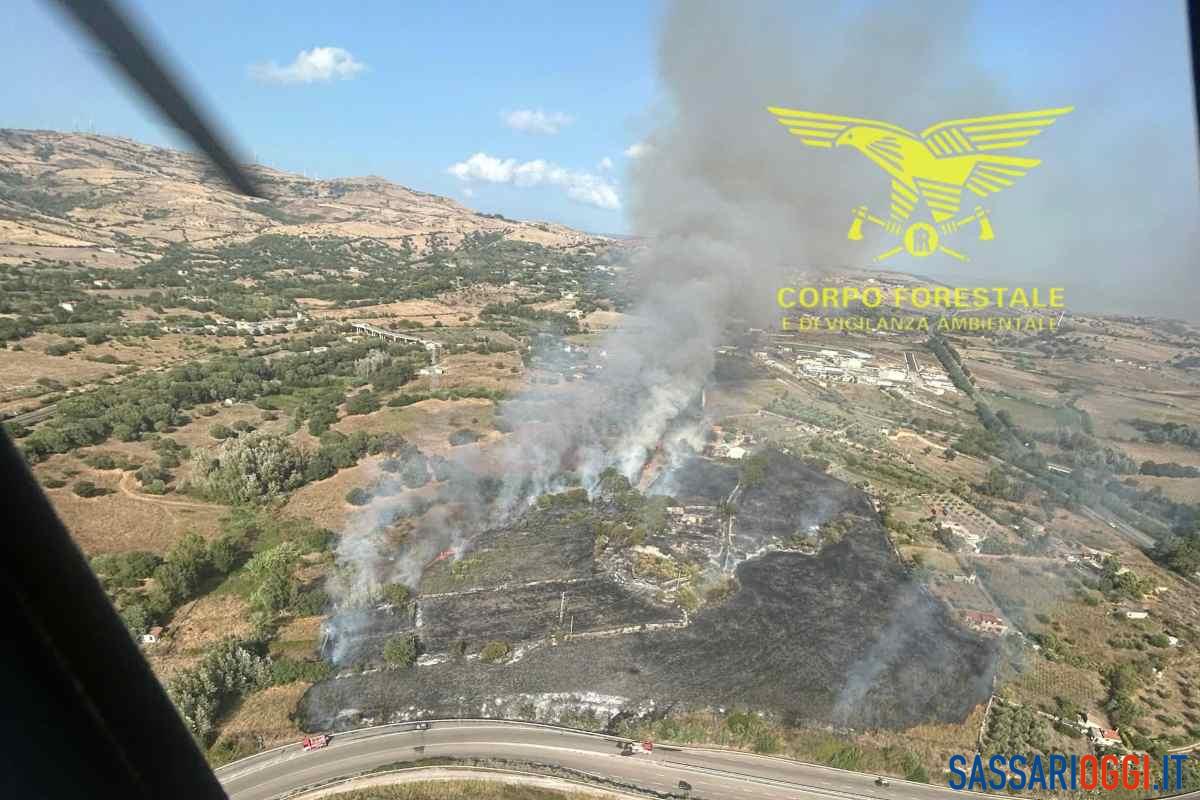 Incendio a Codrongianos