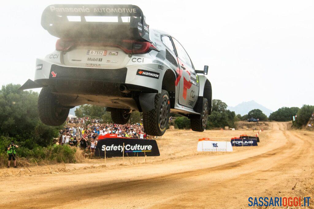Alghero, il Rally Italia Sardegna assegnerà il Mondiale Wrc: tre piloti per il titolo