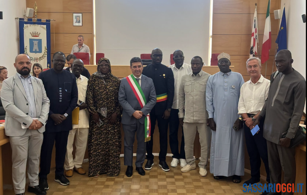 Porto Torres incontra la città di Kayemor per rafforzare il gemellaggio