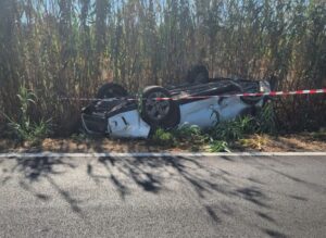 auto ribaltata sorso incidente
