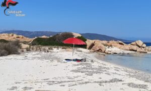 turista abusivo pesca asinara carabinieri
