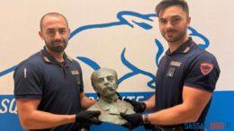 Busto Enrico Costa polizia Sassari