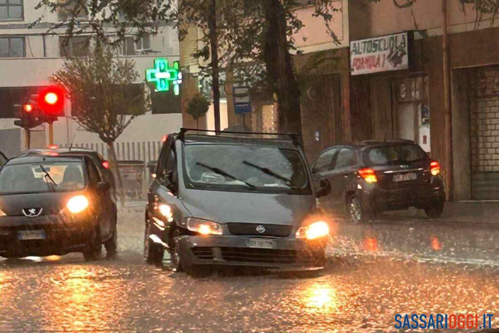 Bomba d’acqua nel Sassarese, allagamenti e un volo dirottato a Cagliari