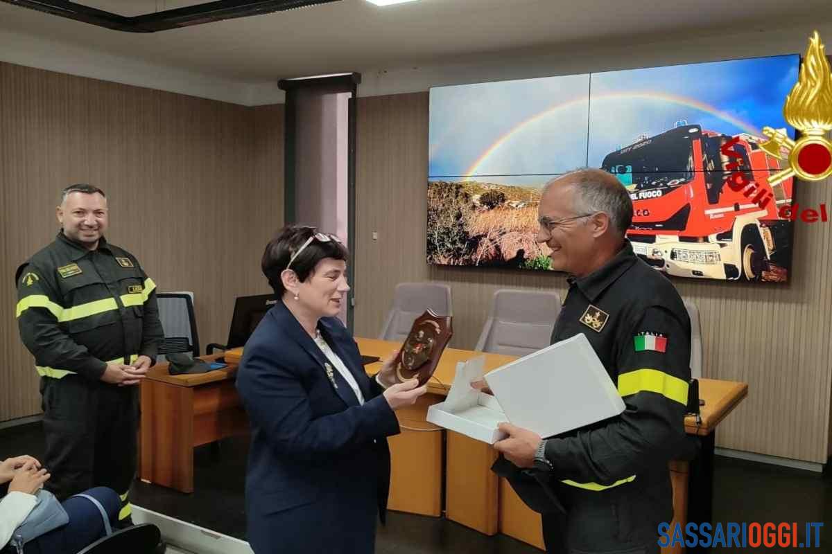 prefetto sassari in visita vigili del fuoco