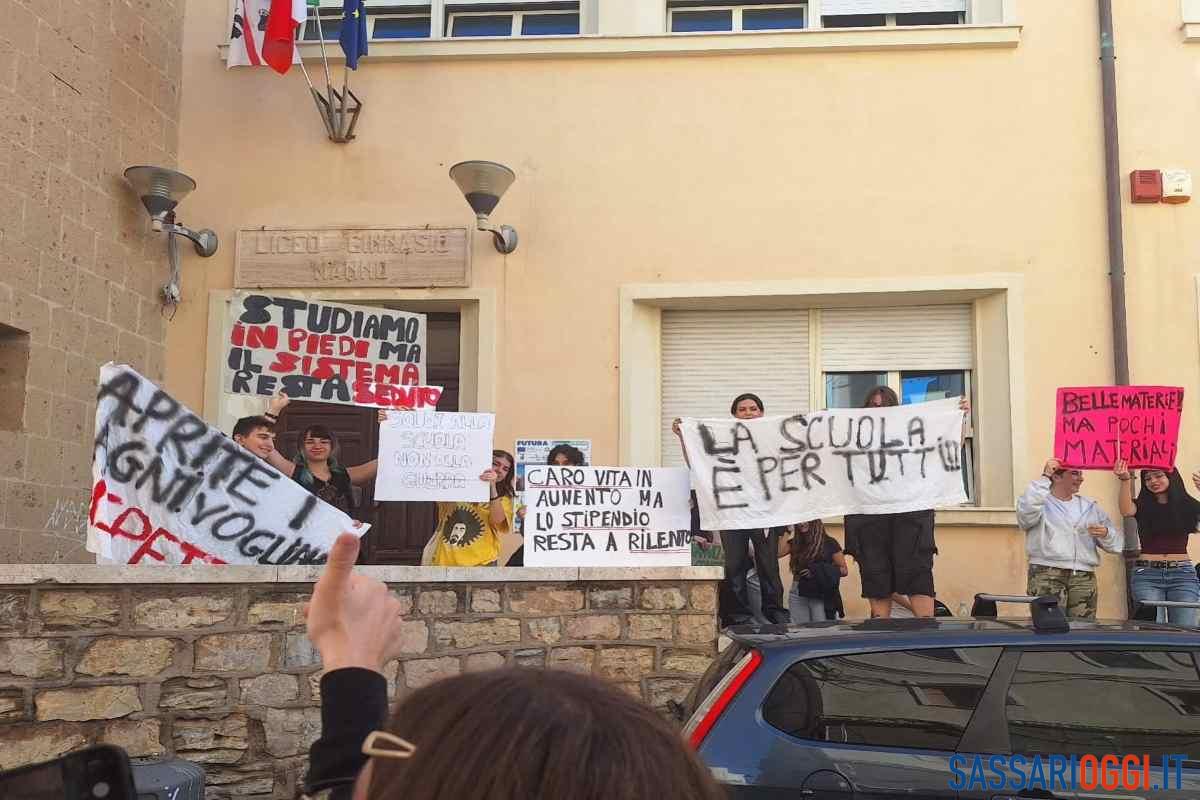 studneti alghero PROTESTA